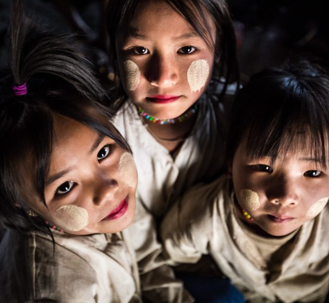 willy-sanson-fotografo-foto-photographer-viaggiare-travel-viaggio-asia-india-birmania-nepal-reportage-bambini-persone--1-12