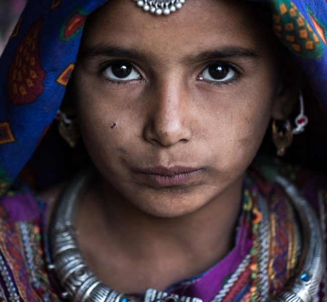https://www.willysanson.com/wp-content/uploads/2019/05/willy-sanson-fotografo-foto-photographer-viaggiare-travel-viaggio-asia-india-birmania-nepal-reportage-bambini-persone-1-2-1.jpg
